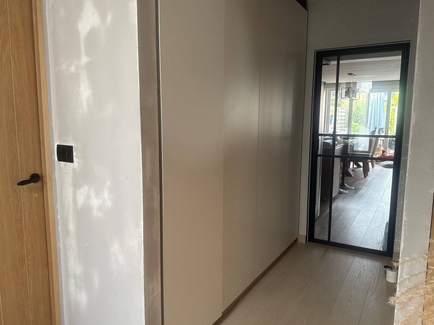 Instapklare woning te koop in Kuurne met zonnepanelen en aangename tuin. foto 23