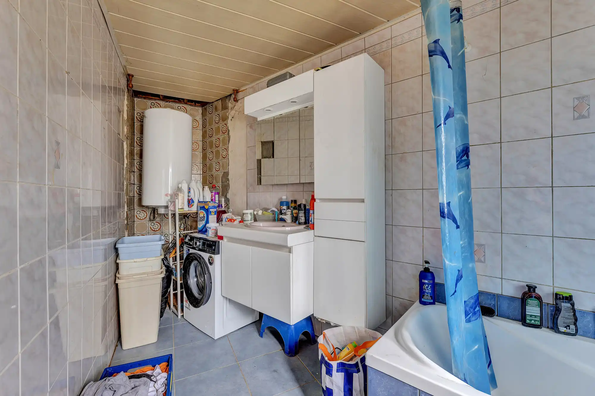 Te renoveren woning met 3 slaapkamers en garage foto 13