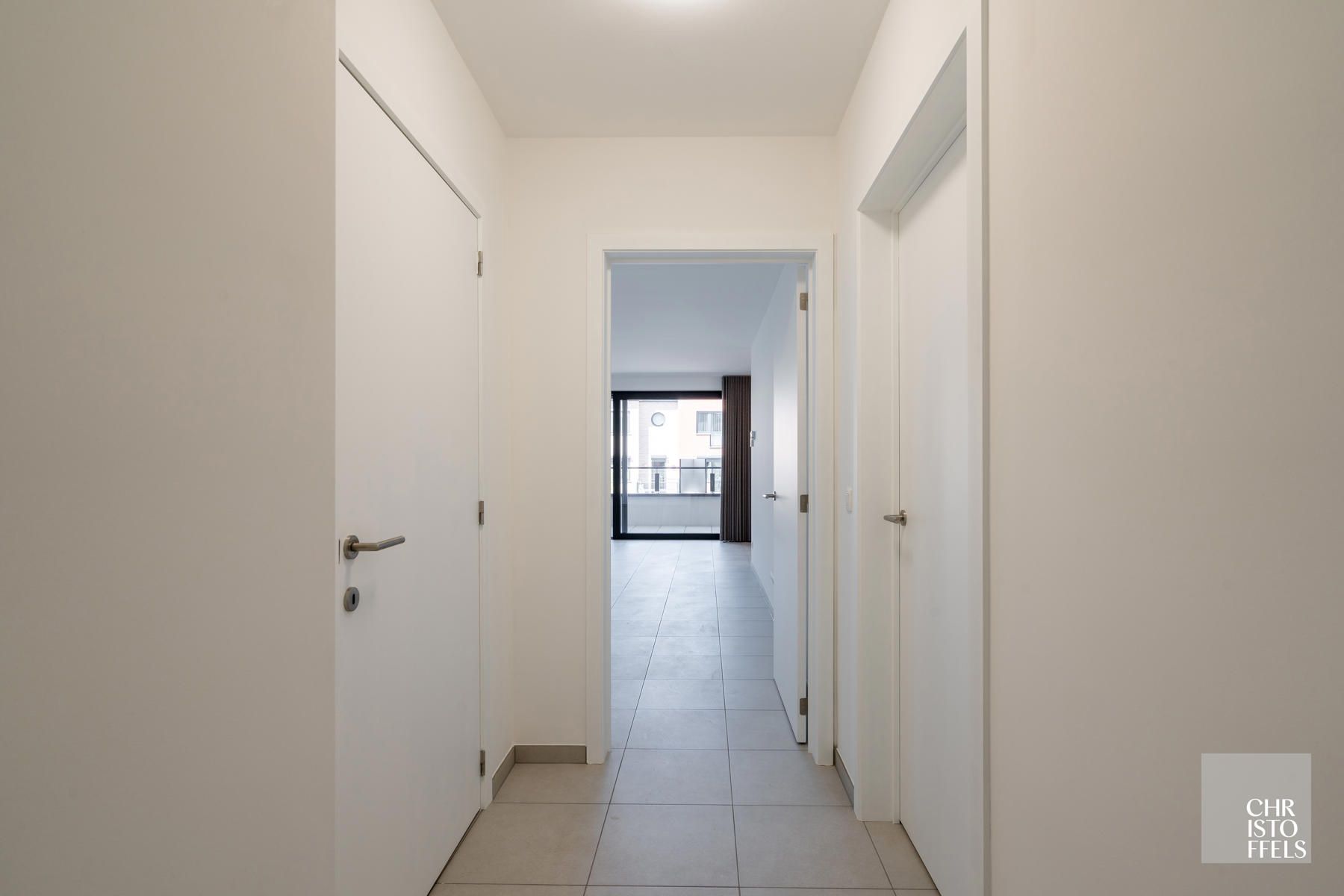 TE HUUR - Modern 1-slaapkamerappartement in het centrum van Zutendaal! foto 7