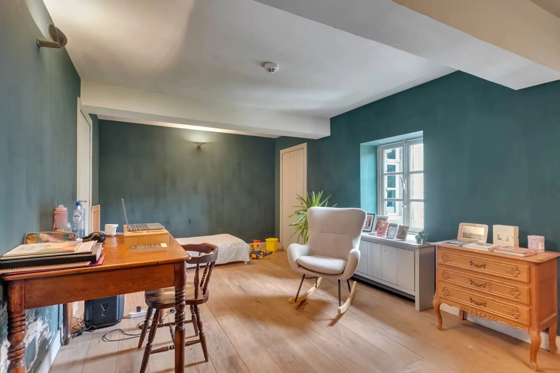 Karaktervolle vierkantshoeve met 5 slaapkamers en prachtige binnenkoer foto 8