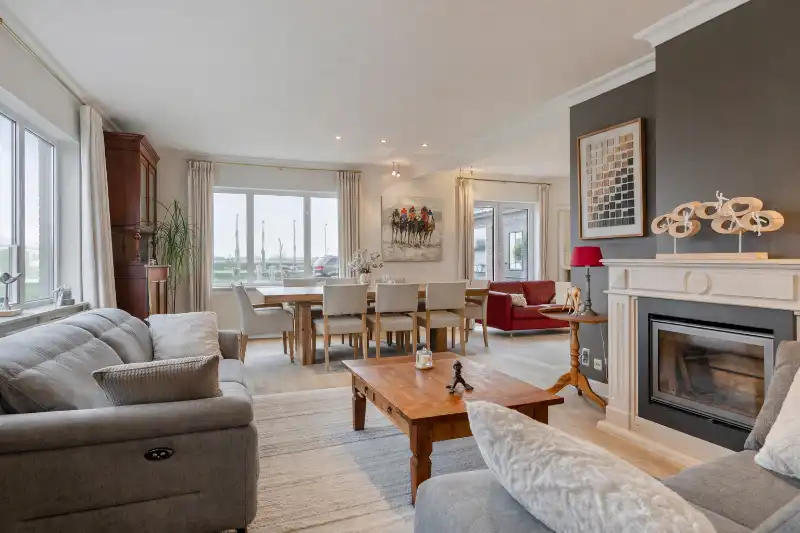 Exclusieve eigendom op ca. 4,4 hectare met professionele paardeninfrastructuur foto 13