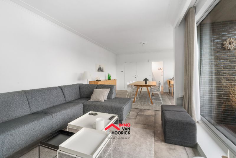 Vernieuwd appartement - zicht op de Durme!!! foto 9