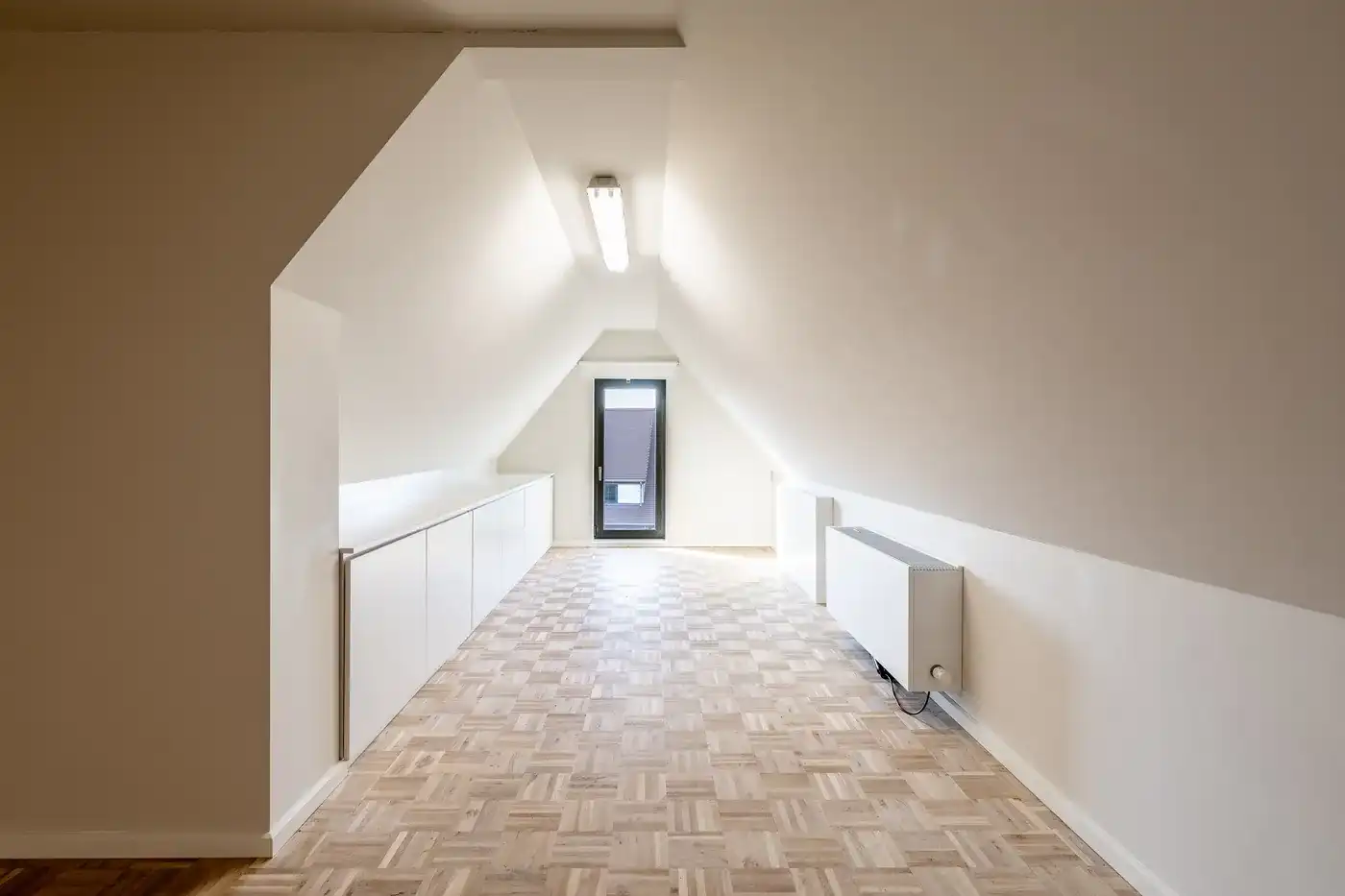 Alleenstaande villa met ondergrondse garage nabij de Magere Schorre foto 22