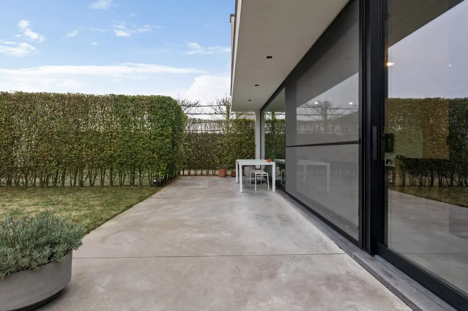 RECENTE HANDELSWONING OP COMMERCIELE LIGGING! foto 31