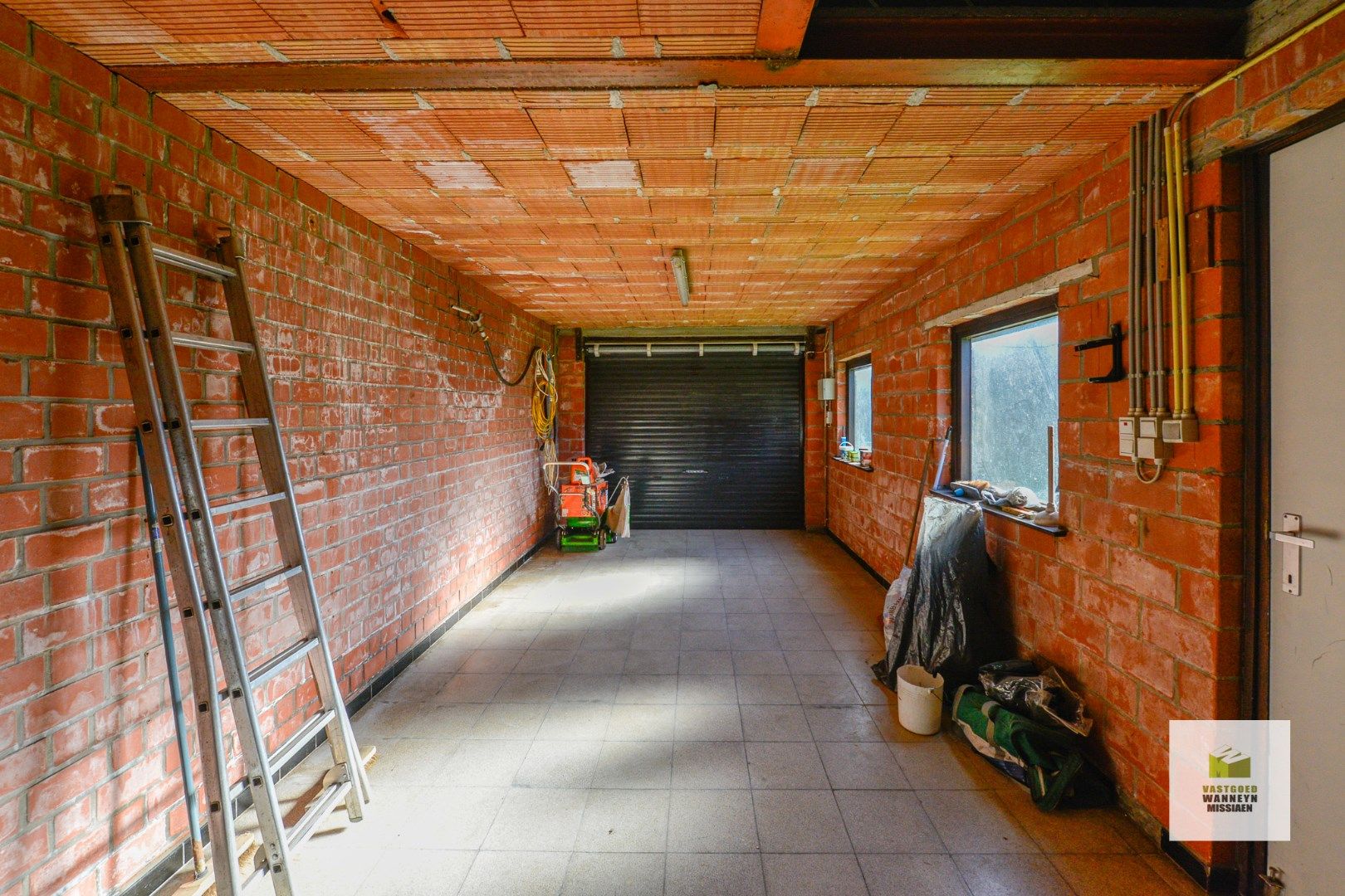 Gelijkvloerse woning met garage op topligging foto 16