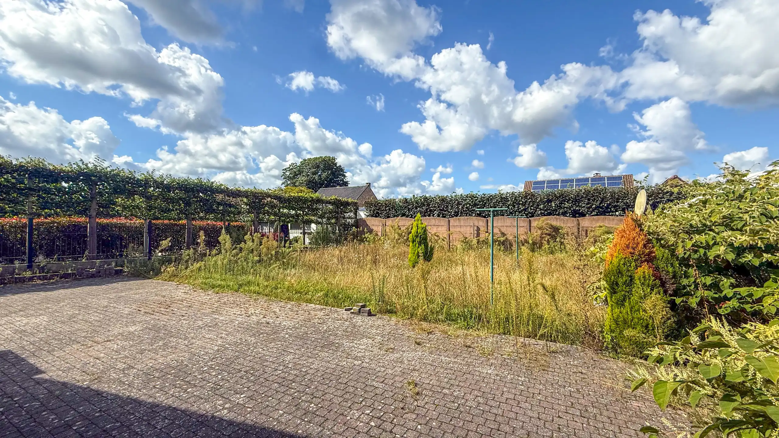 Ruime woning met 4 SLPK op een toplocatie! foto 49