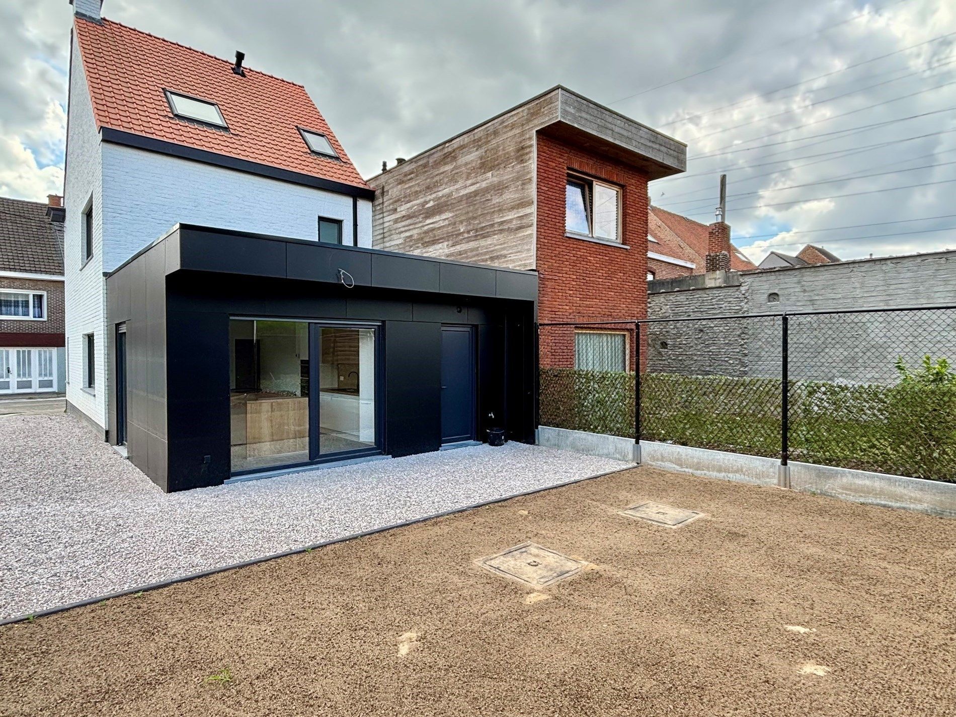 Volledig gerenoveerde woning met 3 slpk, 2 bdk & staanplaats foto 18