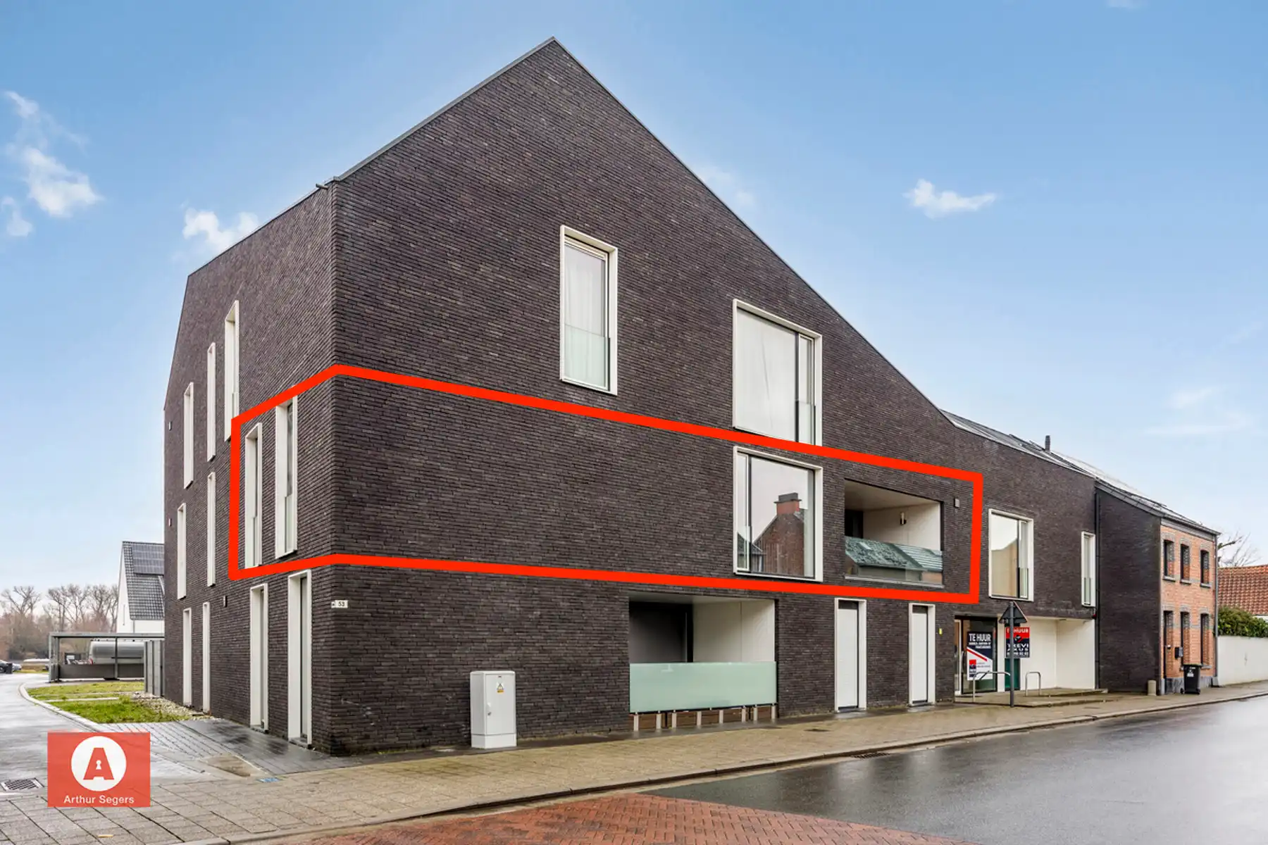 Energiezuinig appartement + autostaanplaats + kelder-berging foto {{pictureIndex}}