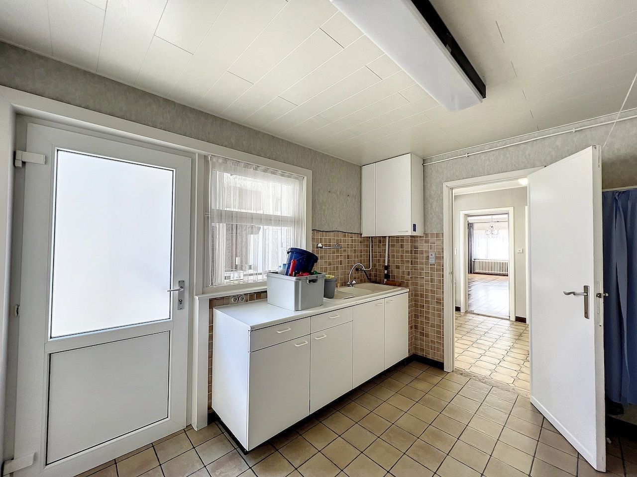 Mooie brede woning gelegen in de Bondgenotenlaan te Heist. foto 11