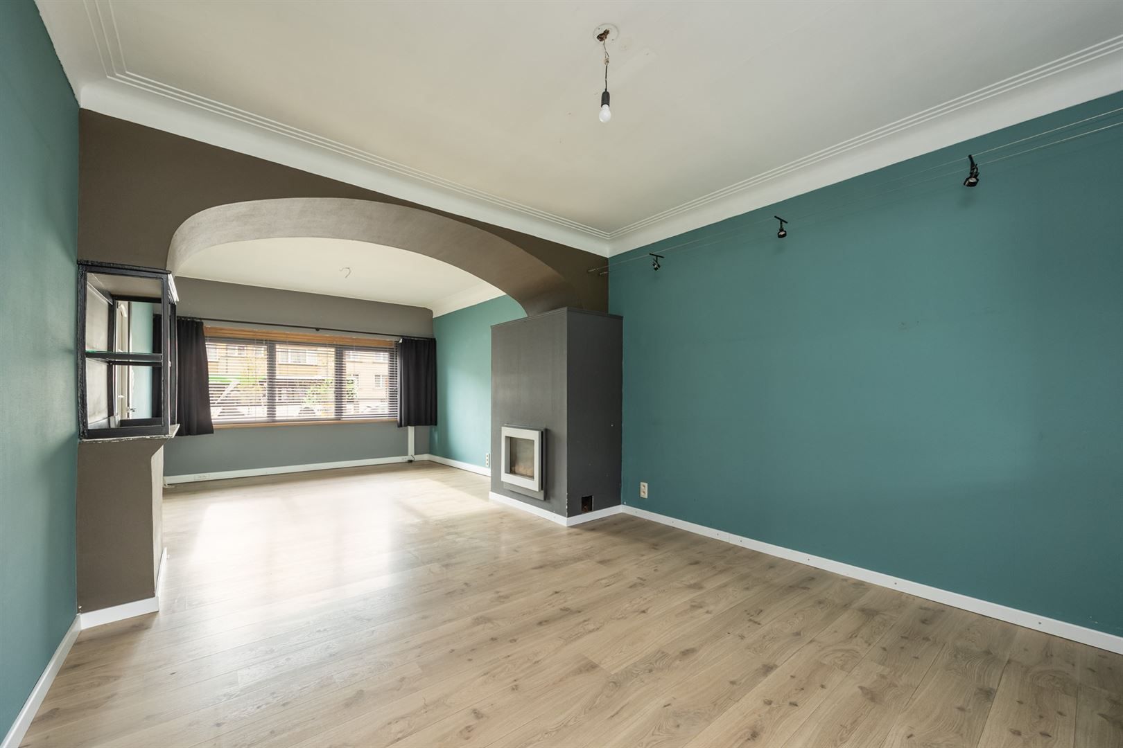 Ruim wonen in Merksem met tuin en terras foto 3