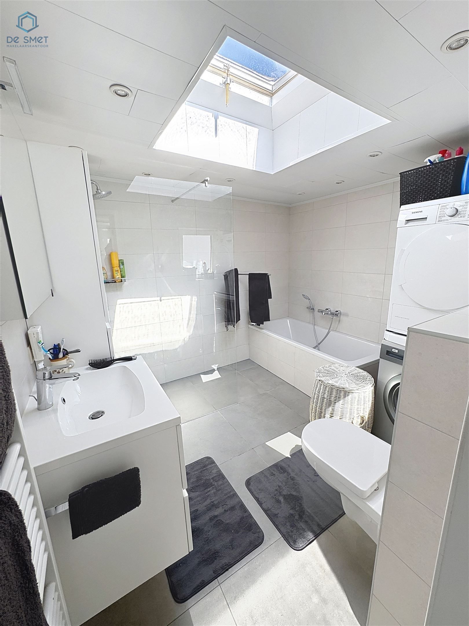 Instapklare gezinswoning met 3 slaapkamers, tuin en EPC label B vlak bij het centrum van Geraardsbergen!  foto 9