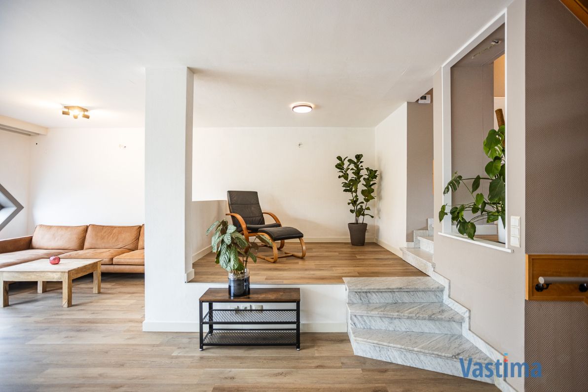 Instapklare architectenwoning met 4 slaapkamers, tuin en garage nabij centrum Erembodegem foto 7
