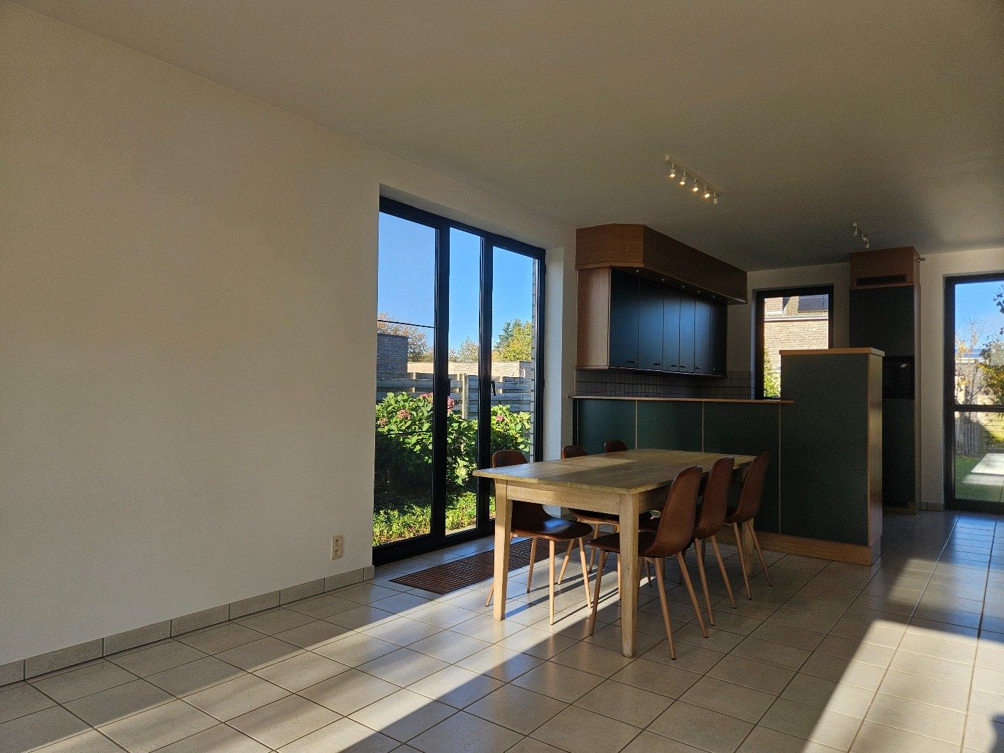 Leuke gezinswoning met 3 slaapkamers in OLV-Olen! foto 2