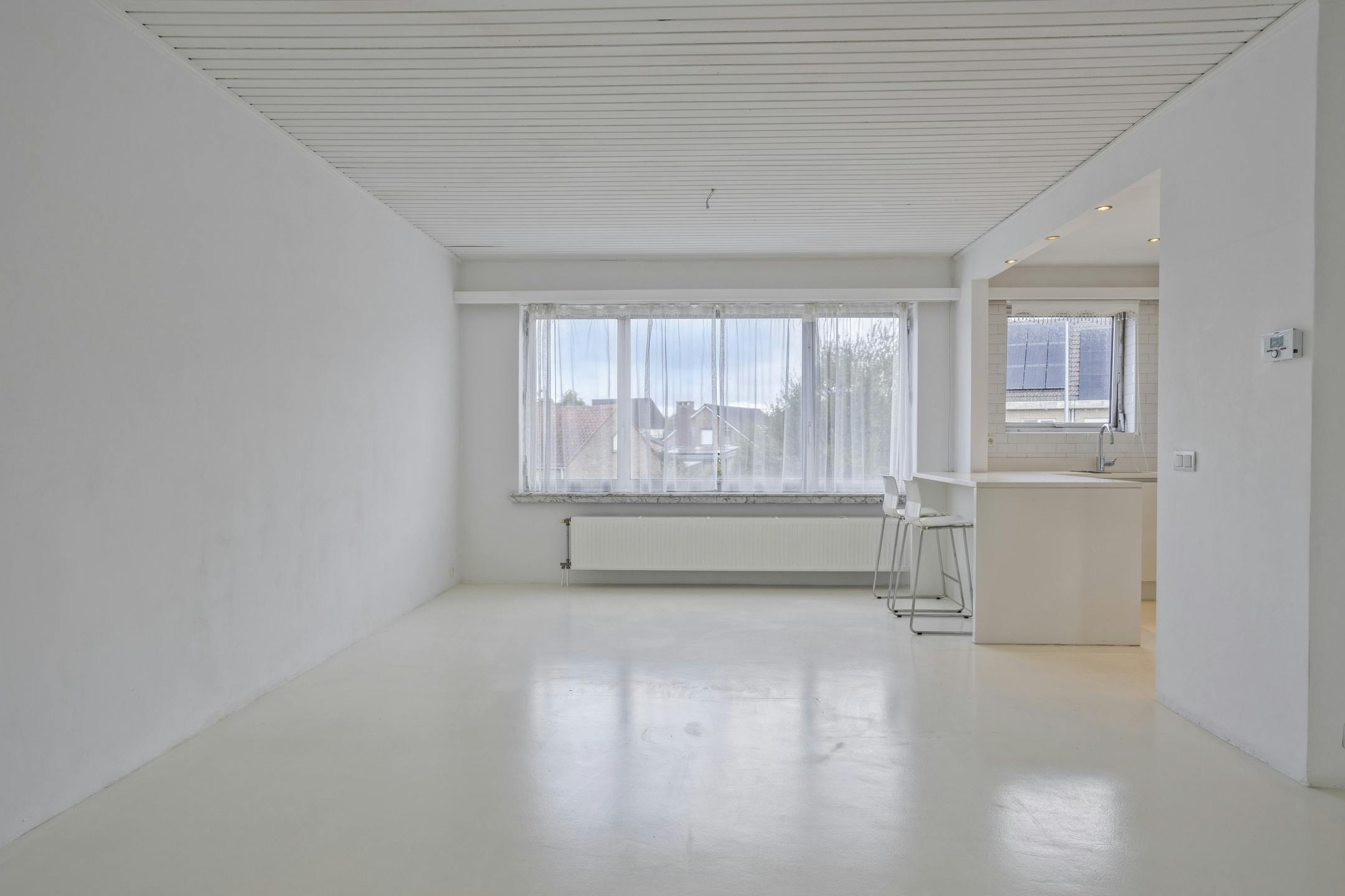  Appartement met 2 slaapkamers en garage te koop in Kapellen! foto 1