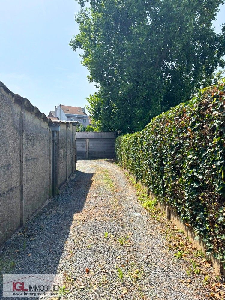 Garageboxen te koop in Sint-Pieters-Leeuw foto 5
