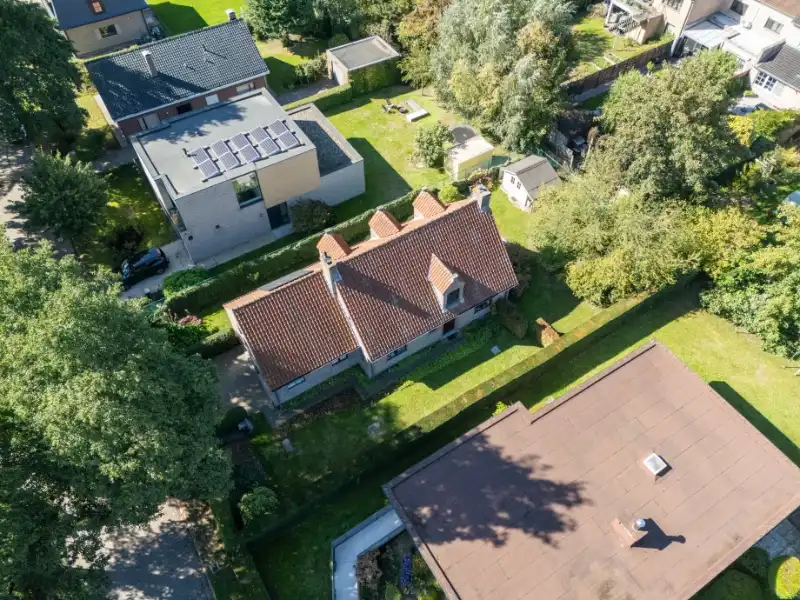 --- NIEUW --- Op te frissen ruime landelijke woning te Mariakerke! foto 25