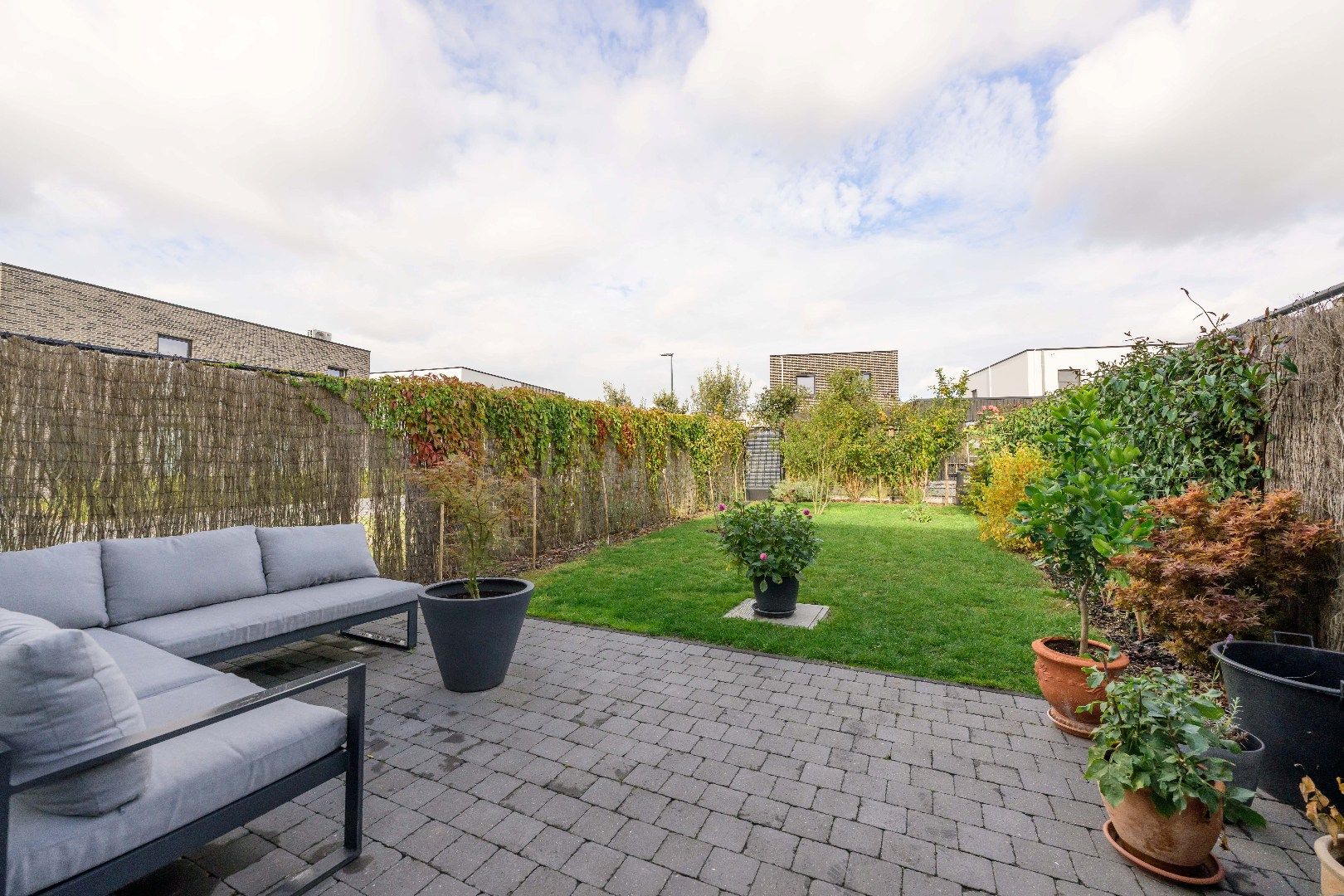 MODERNE BEN-WONING MET 3 SLPKS | TUIN EN PRIVATE STAANPLAATS foto 21