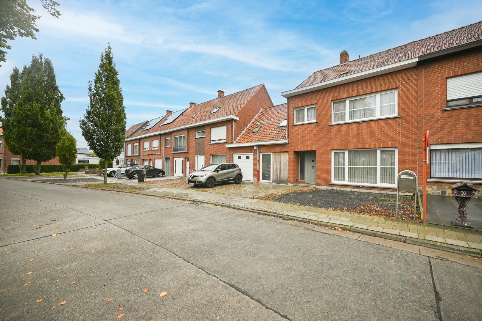 Recent gerenoveerde ééngezinswoning nabij centrum Izegem foto 30