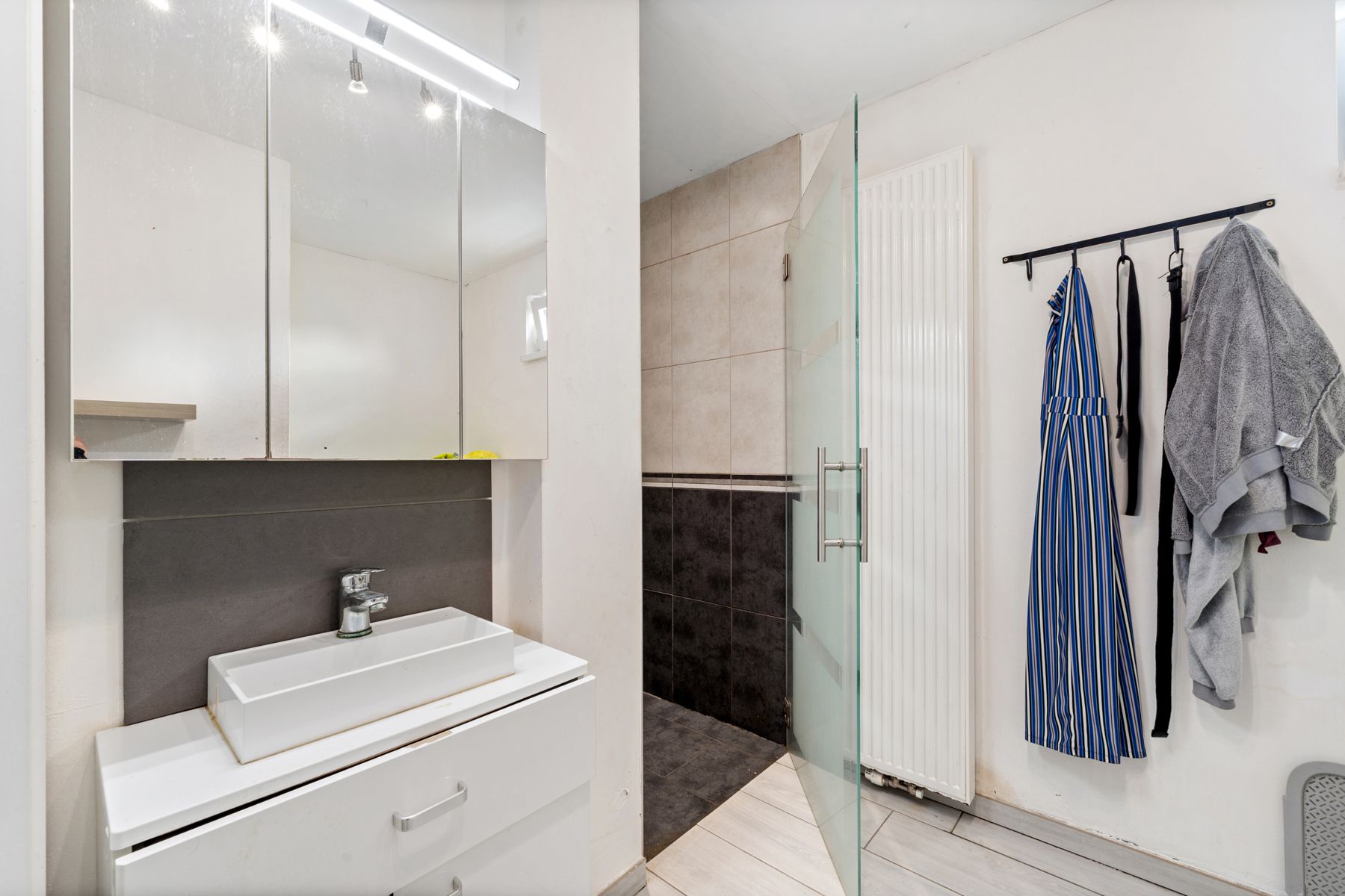 Halfopen bebouwing met 4 slaapkamers en EPC A foto 12