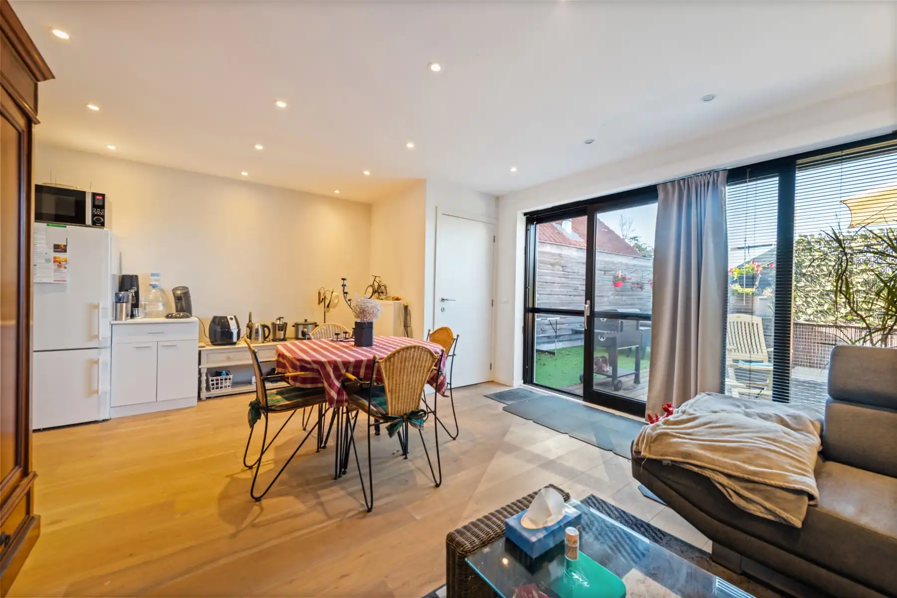 Ruime duplex met zonnig terras en garage van 40m2 foto 4