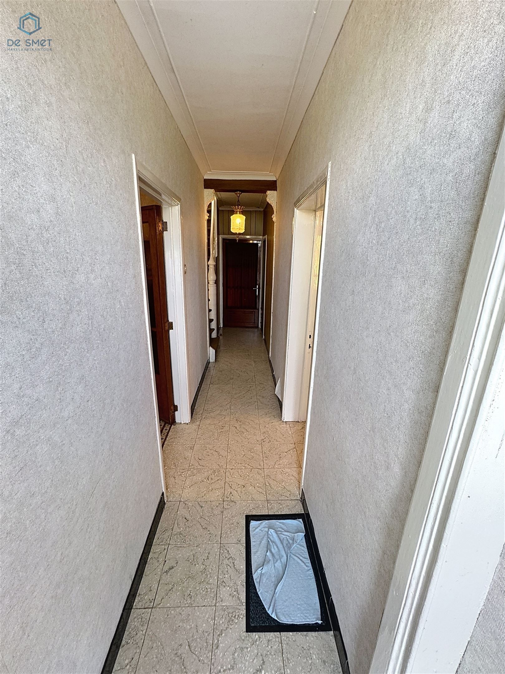 Te renoveren woning met 4 slpks, garage & prachtige tuin vlak aan station Lierde foto 9