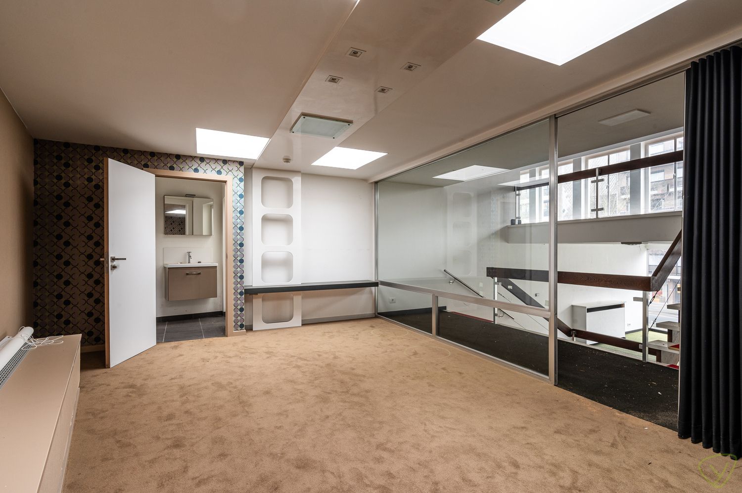 Vastgoedbelegging op een centrale en uitgelezen commerciële locatie! foto 10