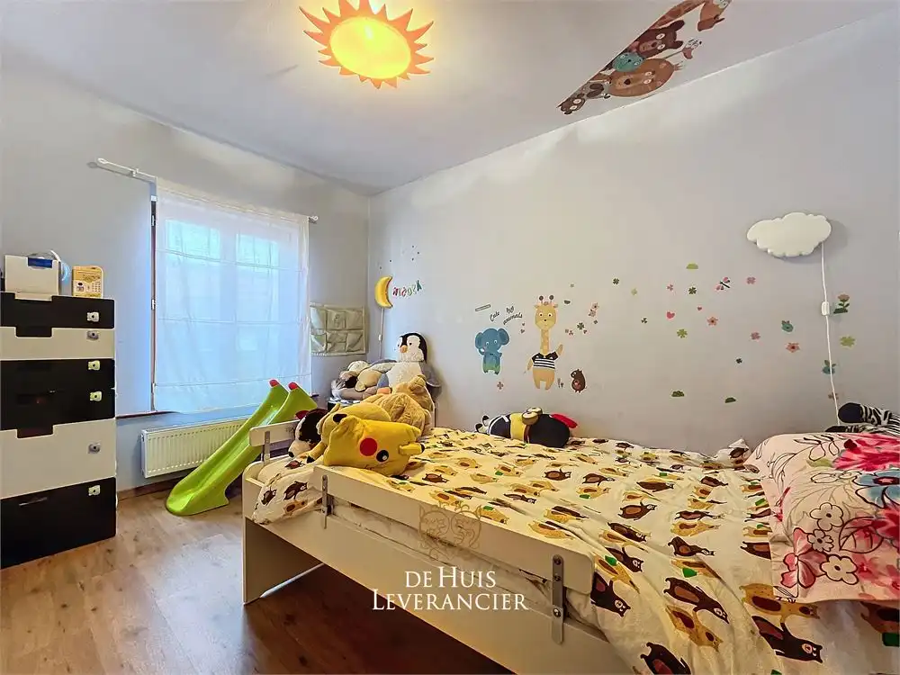 RUIME woning te koop (8 slpks, 2 badk) die ook perfect als tweewoonst kan dienen foto 29