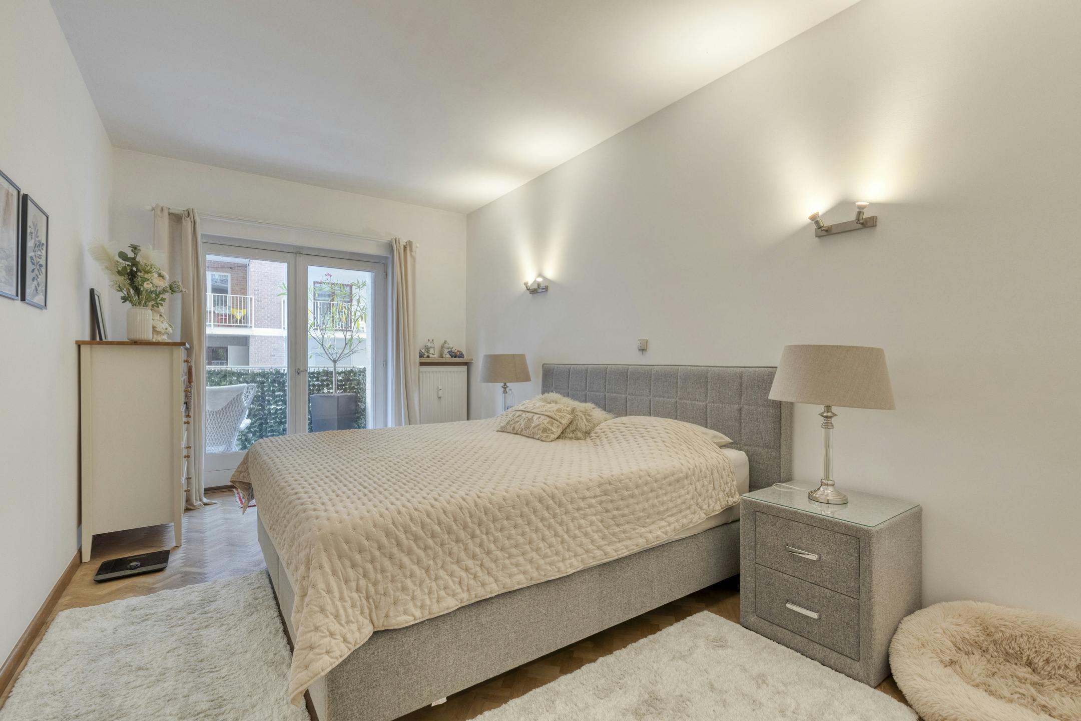 Ruim 3-slaapkamerappartement met zicht op het Zuidpark foto 7