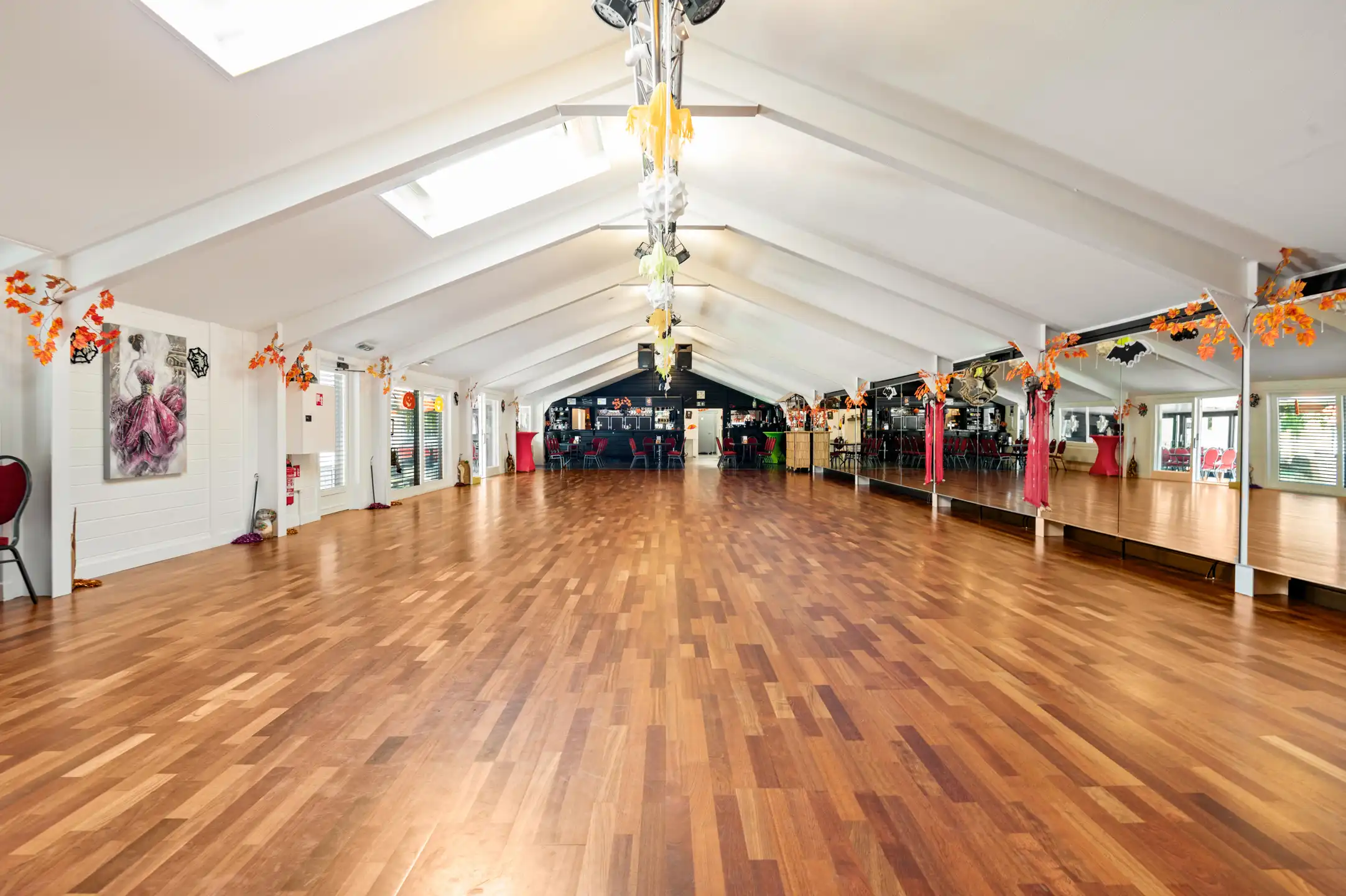 Polyvalent gebouw gelegen in recreatiegebied  foto 10