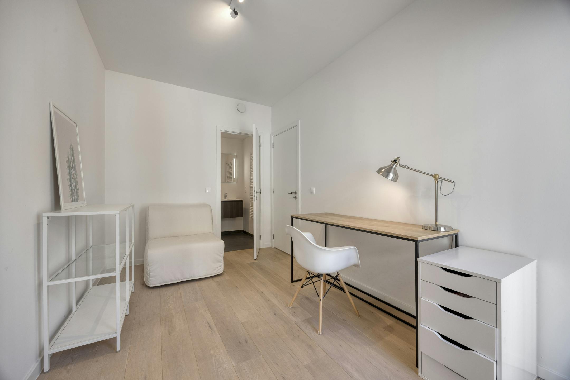2 slaapkamer appartement te koop in centrum Brussel! foto 12