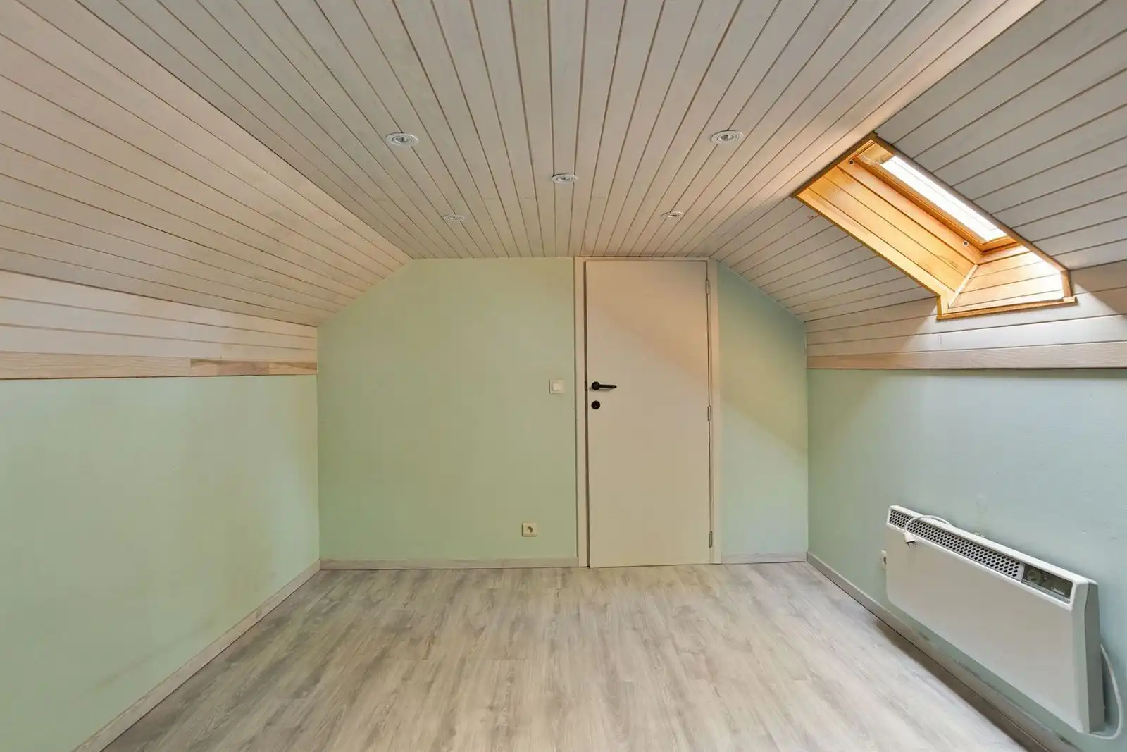 Woning met 3 slaapkamers en bureau te Alsemberg foto 20