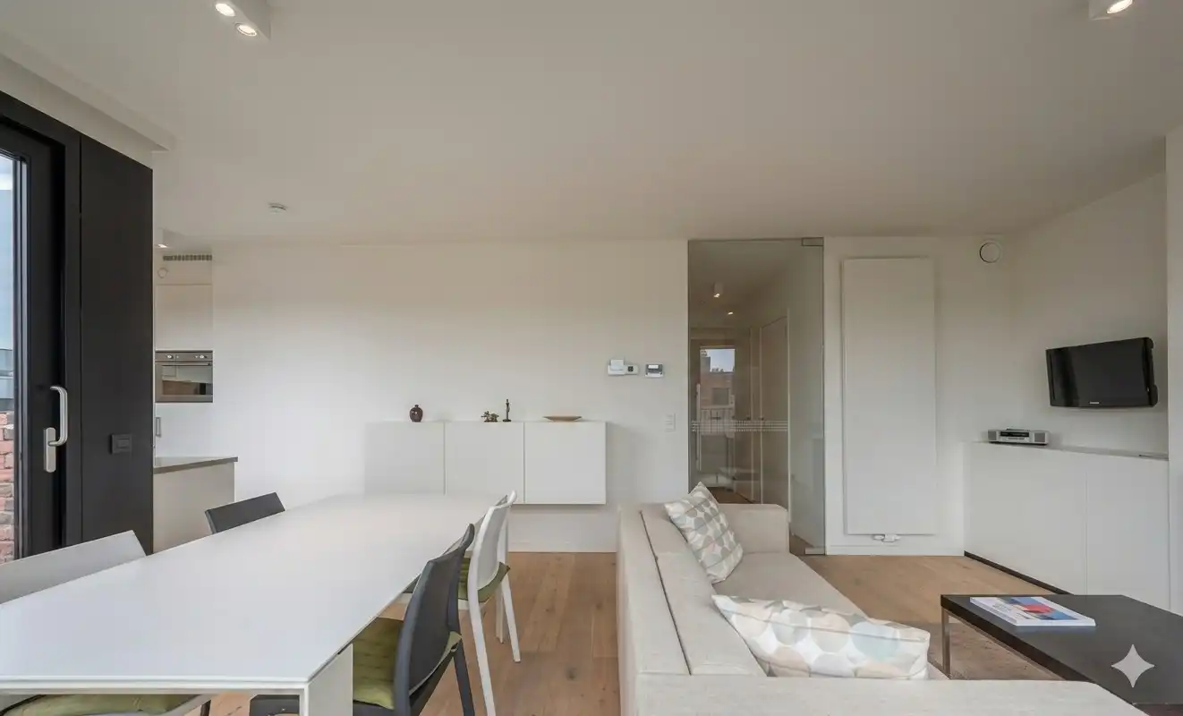 Instapklaar 1-slaapkamerappartement met terras foto 7