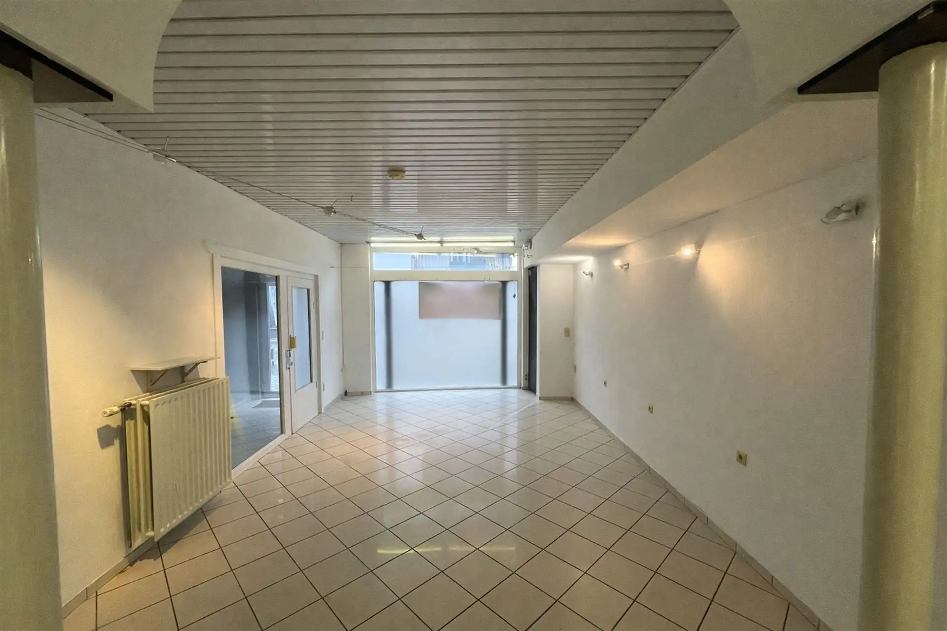 Handelsgelijkvloers op centrale ligging in Mechelen foto 4