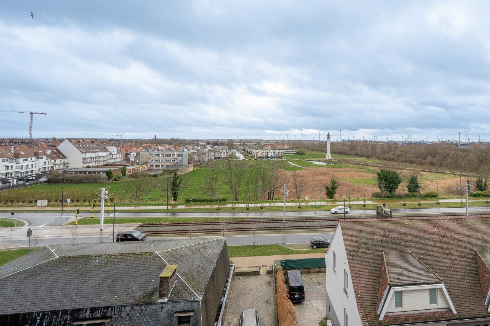 Volledig gerenoveerd appartement - achterzijde Zeedijk foto 8