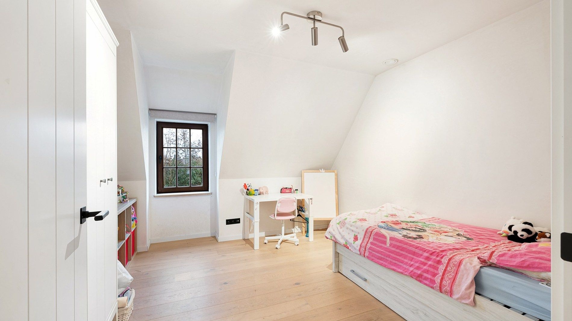 Prachtige nieuwbouw villa in het mooie Moerkerke  foto 19