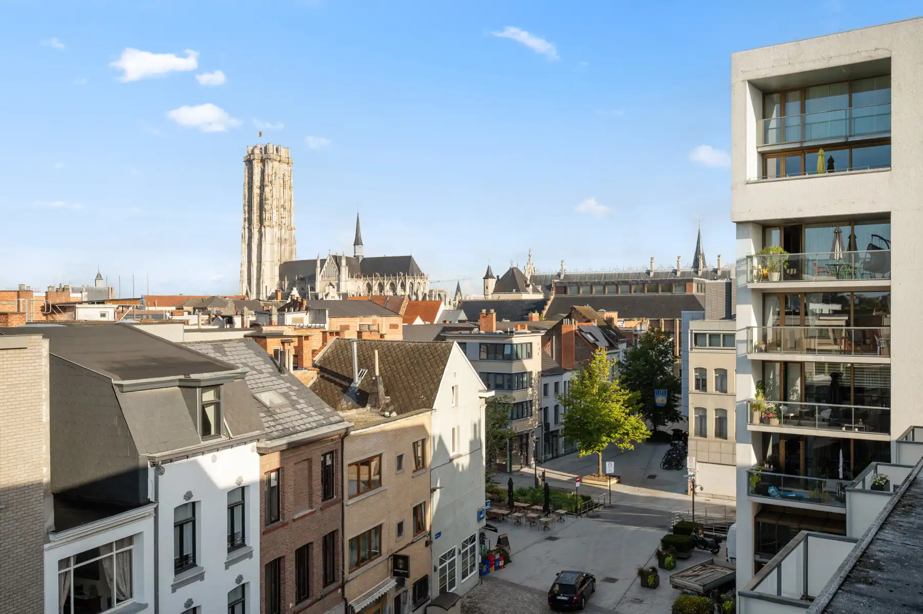 Penthouse met heerlijk terras in het gegeerde Clarenhof foto 10