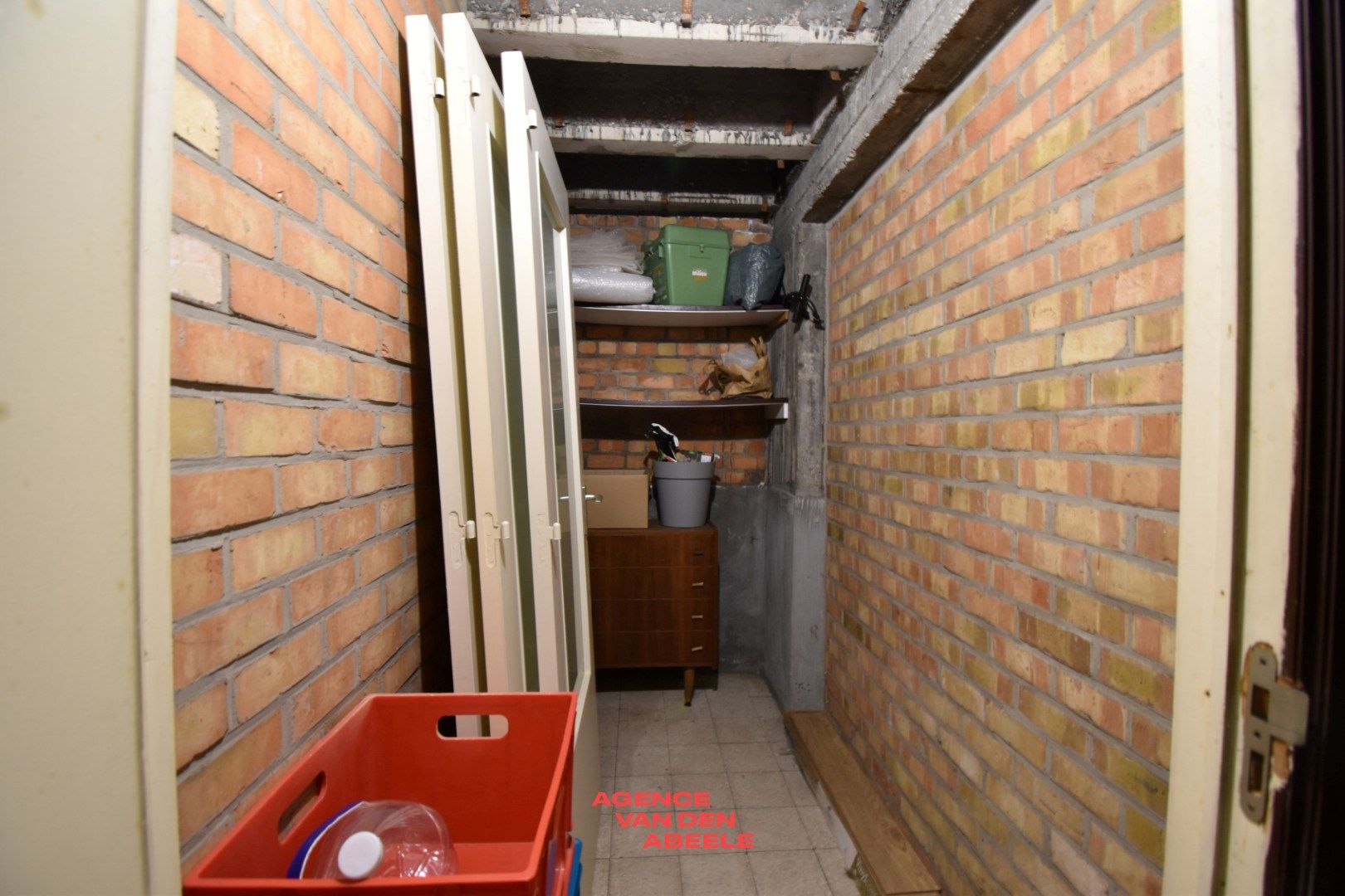 Stijlvol gelijkvloers appartement met royaal terras en boszicht foto 23