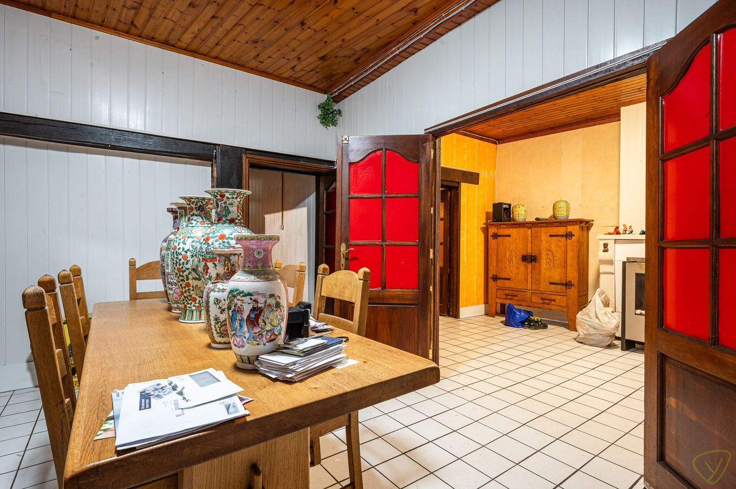 Ruime te renoveren stadswoning in het hartje van Eeklo foto 3