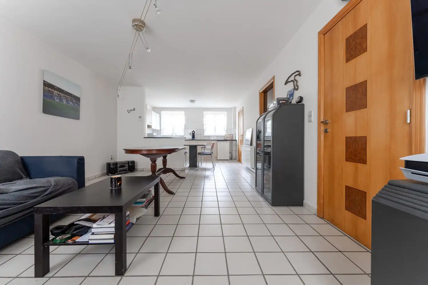 Ruim gelijkvloers appartement met 2 slaapkamers en garagebox nabij het centrum van Bree. foto 9