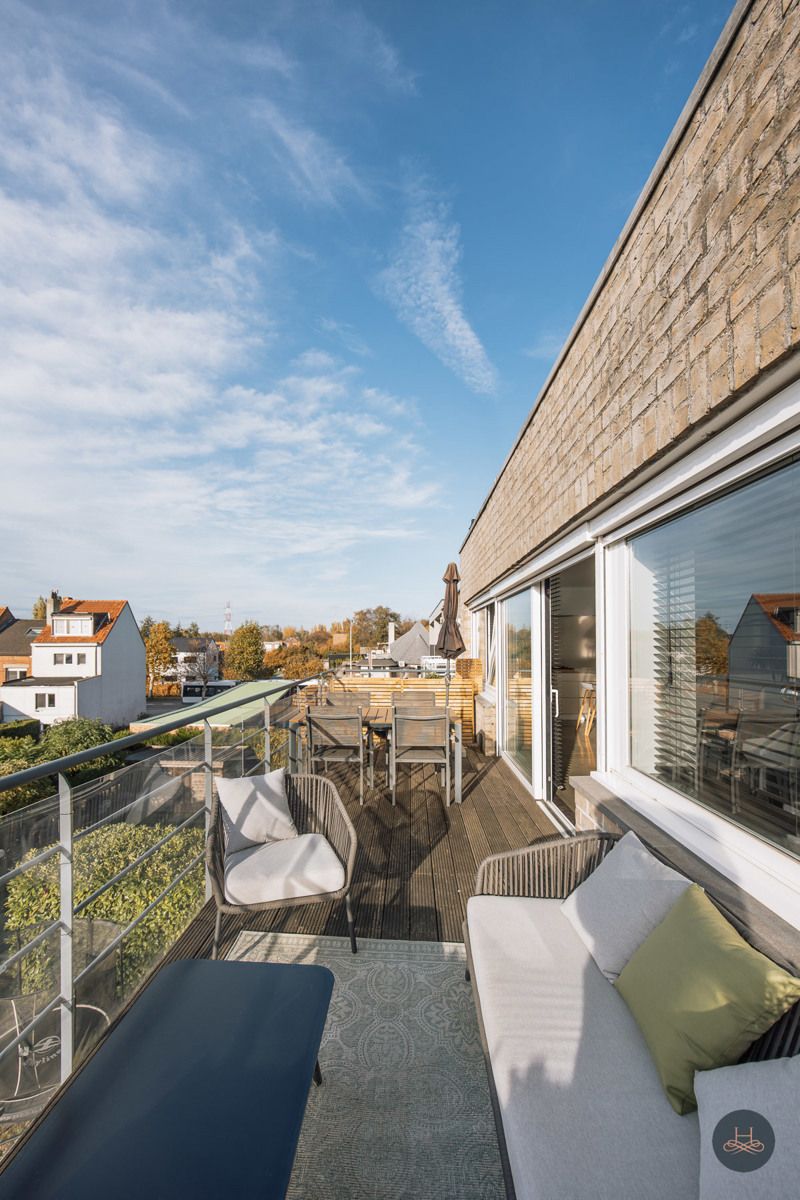 Prachtig gerenoveerd appartement met groot terras te Rumst foto 27