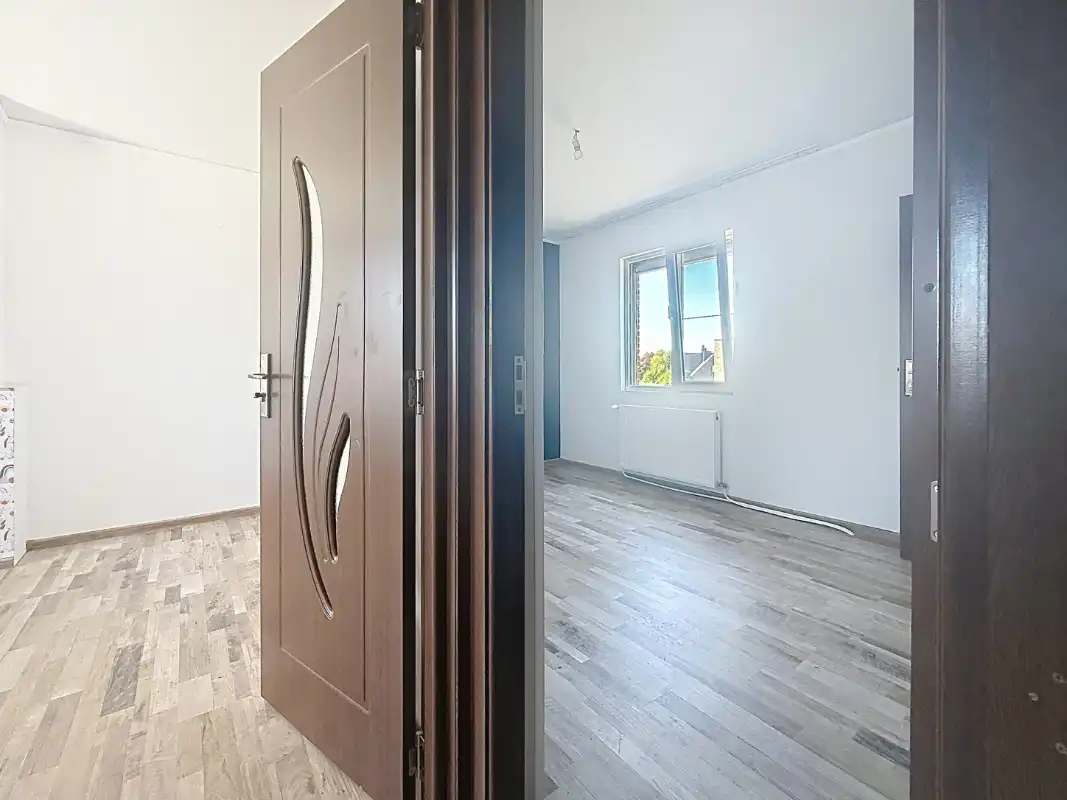 Rijwoning met 3 slaapkamers en uitweg foto 9