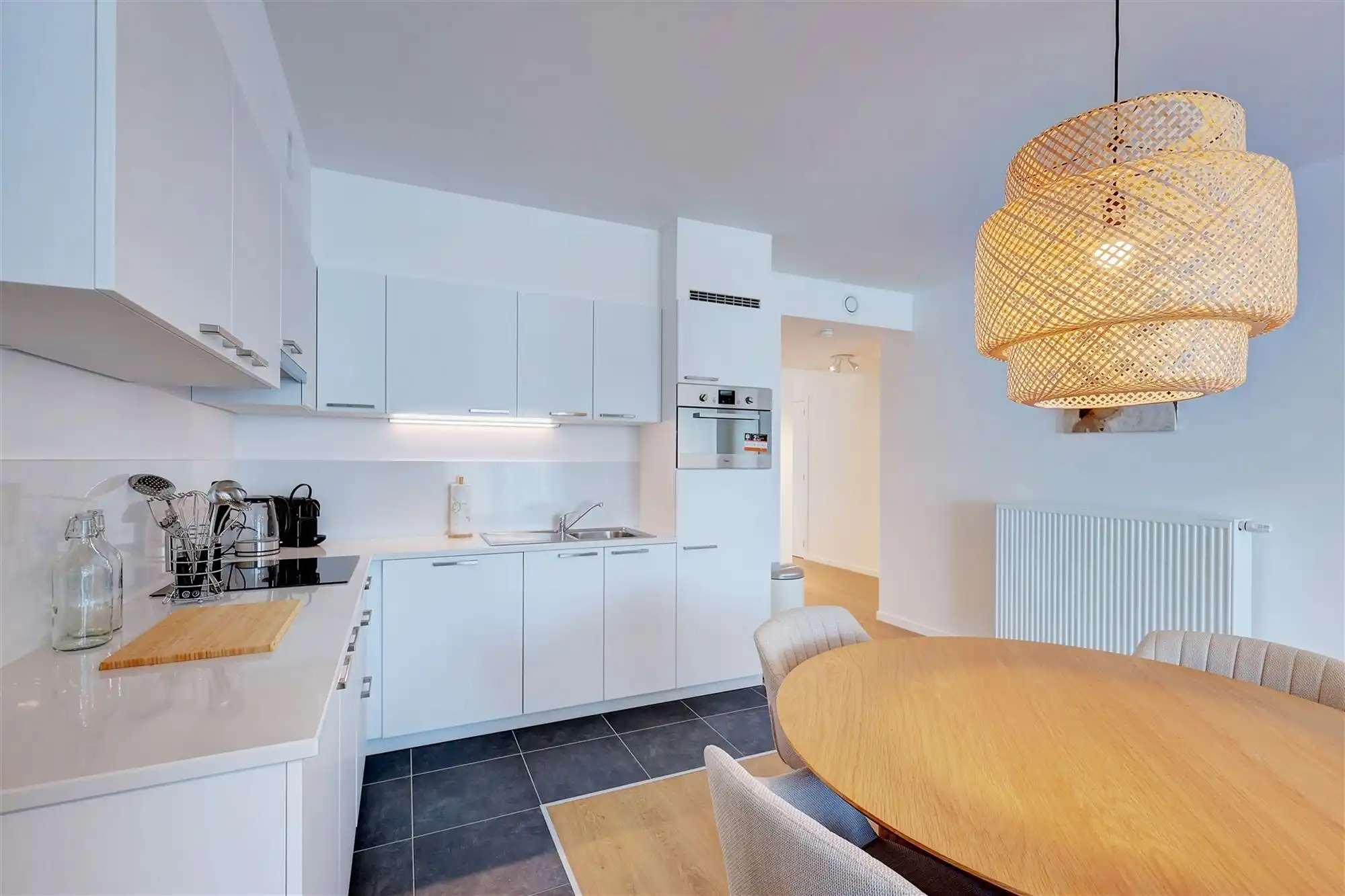 Nieuw gemeubeld appartement met 3 slaapkamers en 3 badkamers Antwerpen foto 6