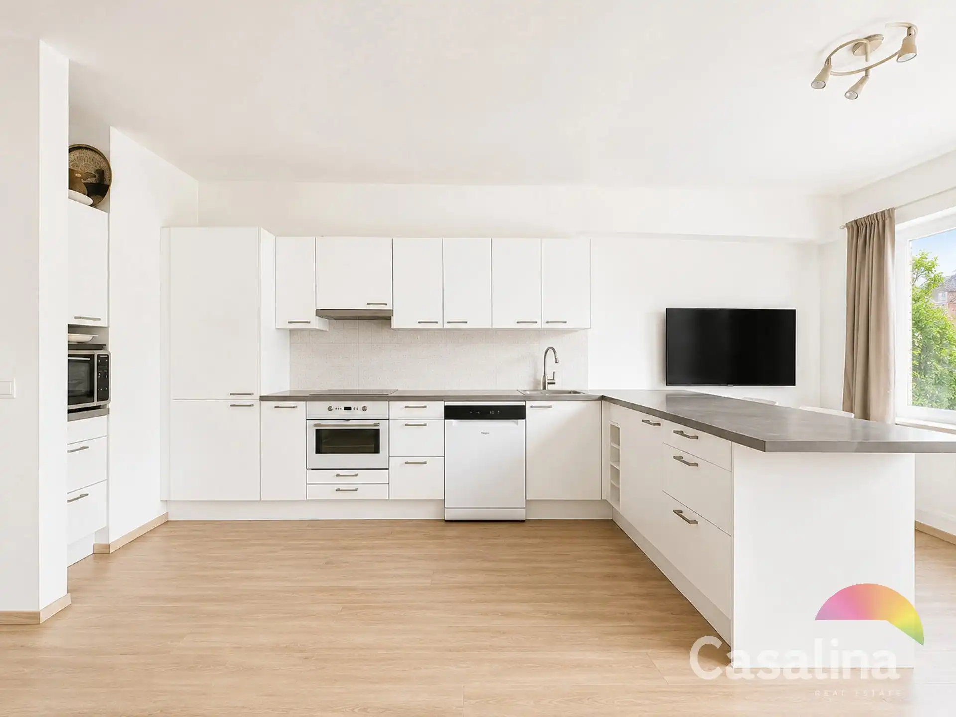 2-slaapkamerappartement – Lage kosten foto 3