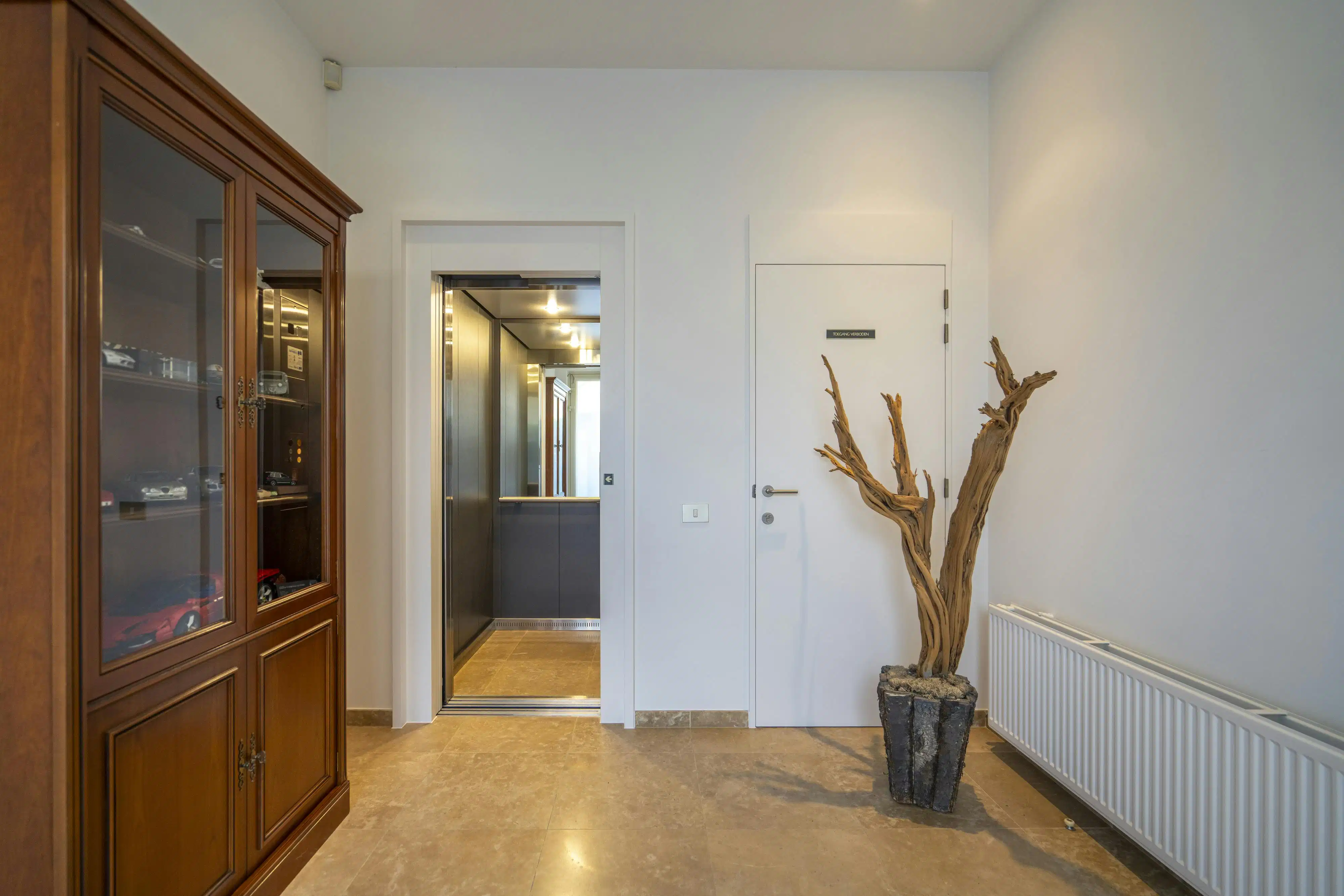 Uniek appartement/woning met binnenzwembad te Kortrijk!  foto 13