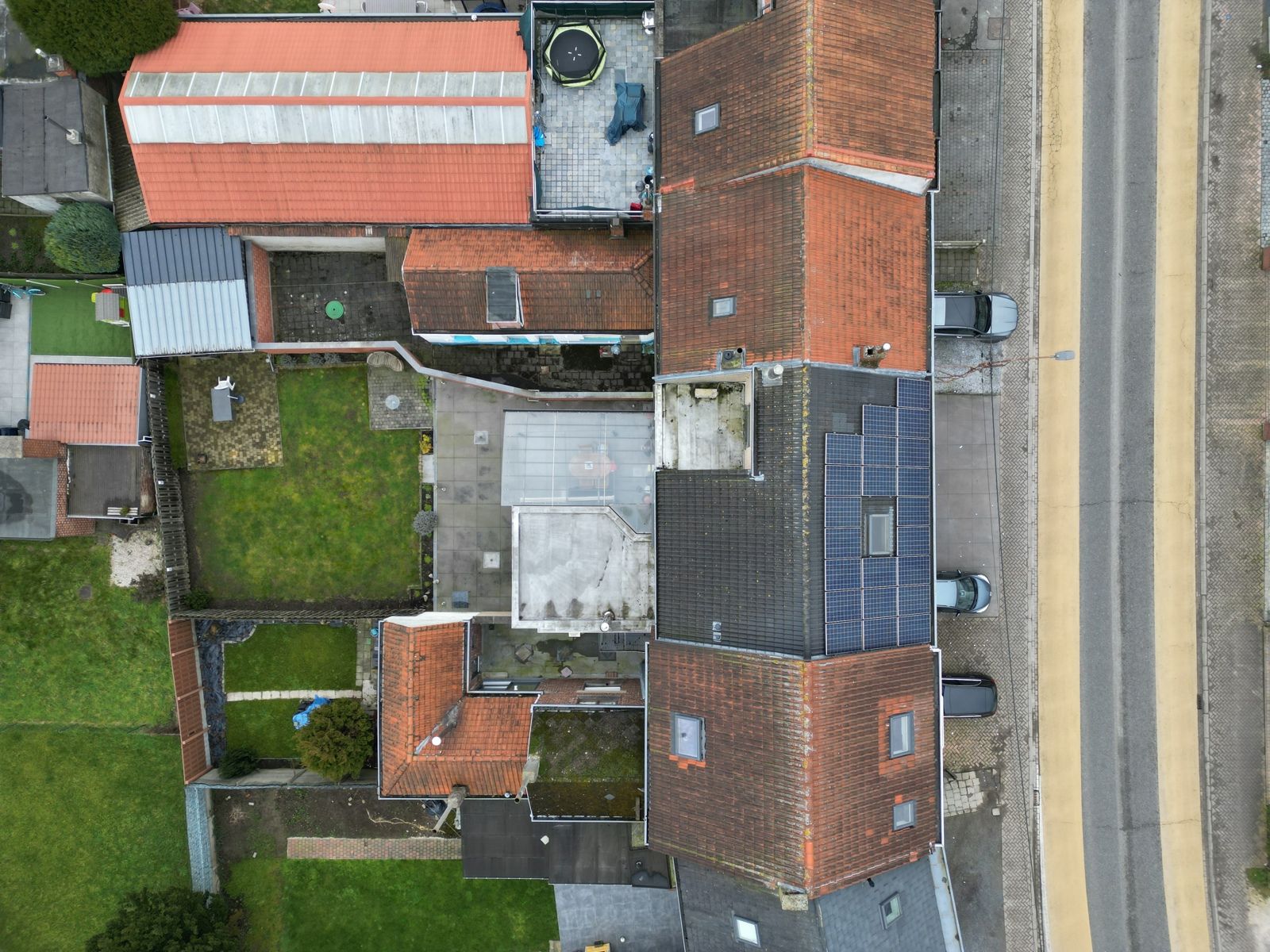 Instapklare energiezuinige gezinswoning met grote tuin! foto 2