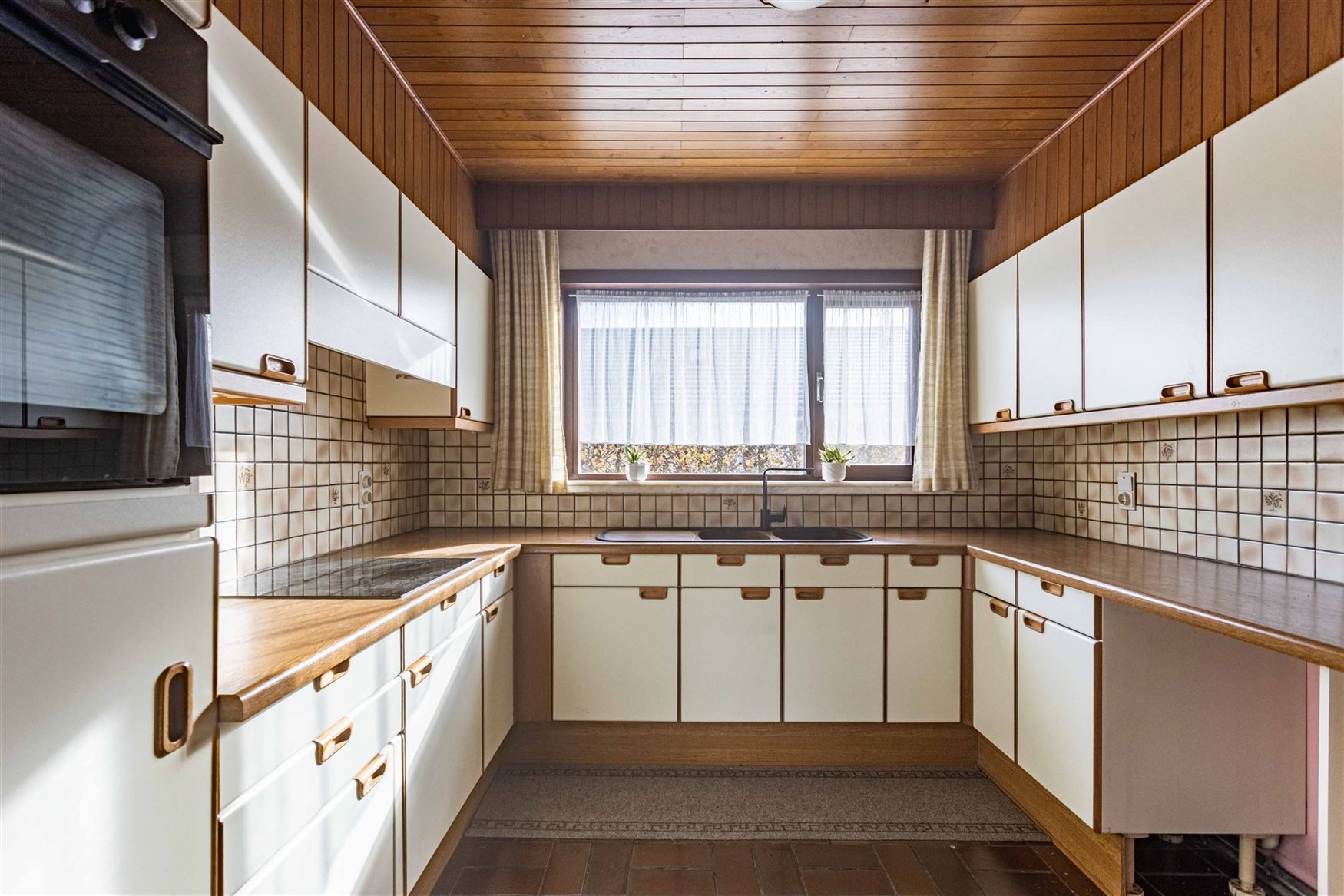 Charmante bungalow met open zicht en potentieel te Nazareth. foto 15