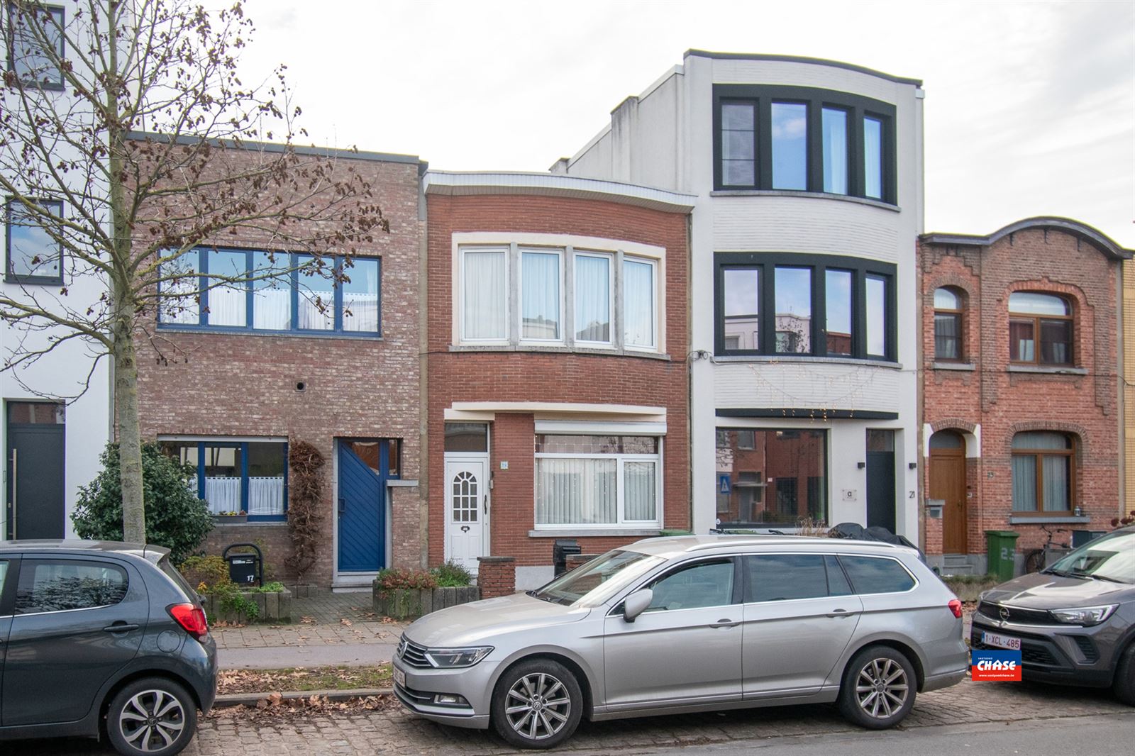 Knap gerenoveerde gezinswoning met 3 slaapkamers en tuin foto 18