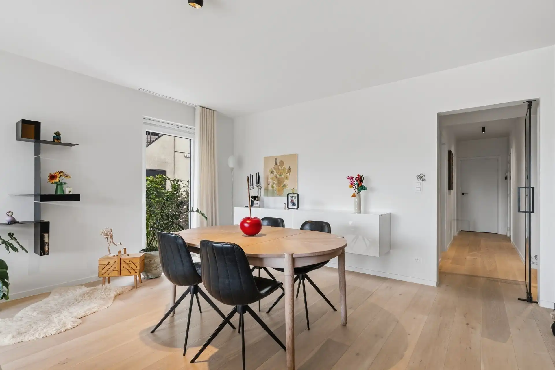 Recent, instapklaar gelijkvloers appartement met prachtige tuin en staanplaats te Berlare foto 11