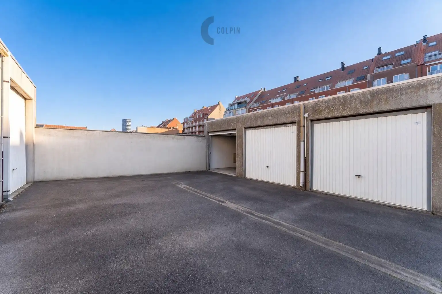 Centraal gelegen appartement op de Knokkestraat met open zicht foto 11