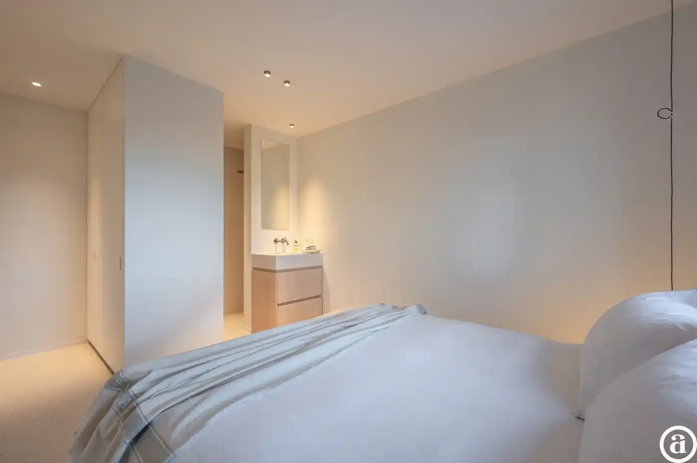 Instapklare nieuwbouwvilla met 5 slaapkamers en zuidgerichte tuin.  foto 19